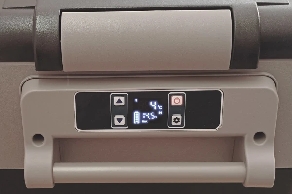 Ψυγείο Diniwid S45 οθόνη χειρισμού